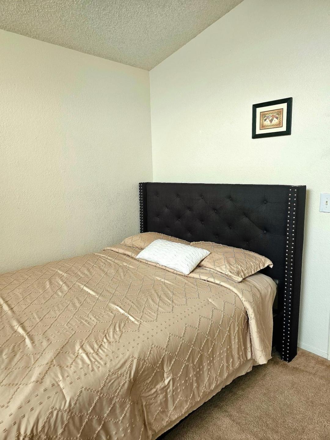 Nice Private Room In A House Close To Red Rock & Las Vegas Strip Екстериор снимка